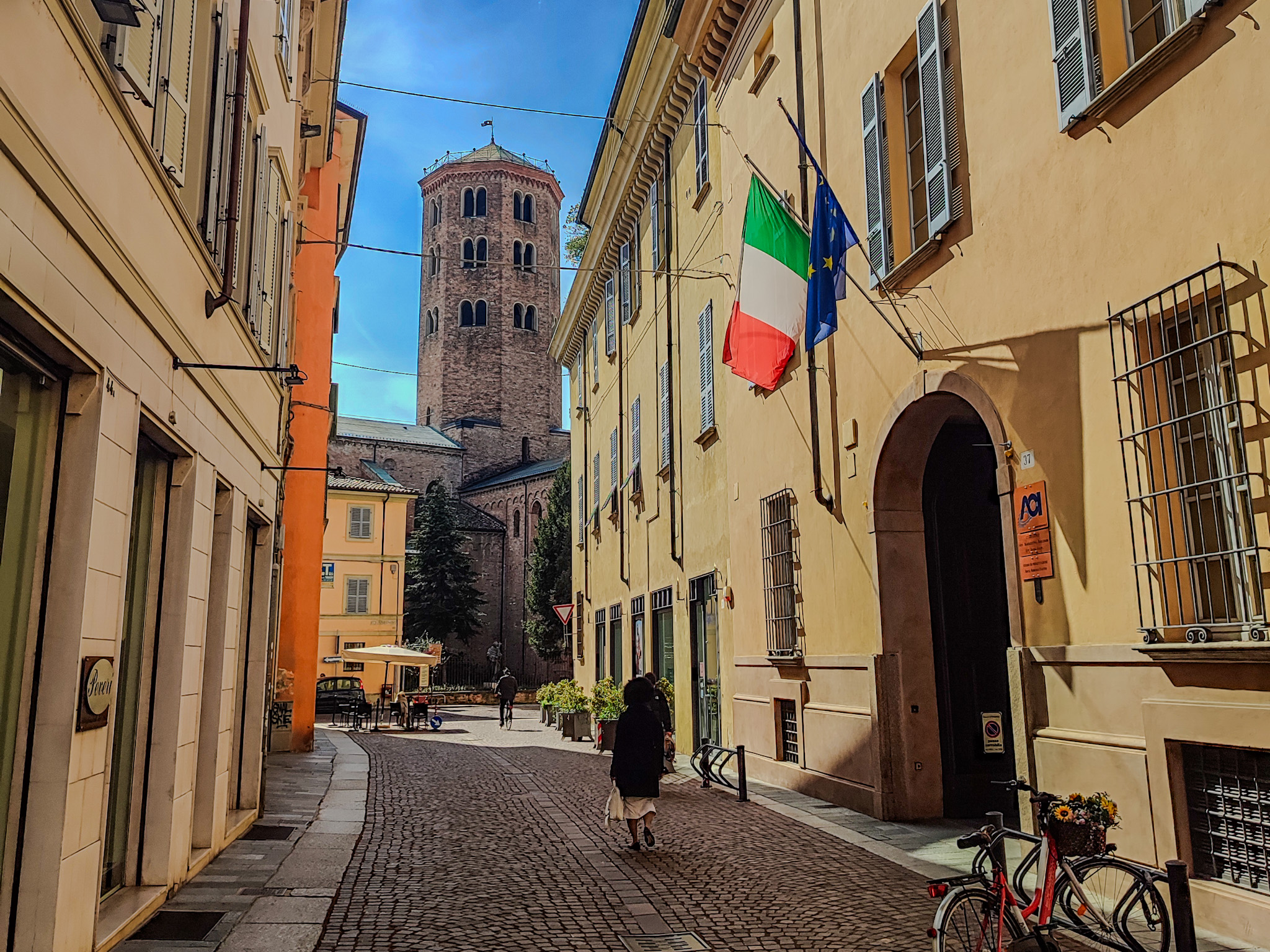 What Are ZTL Zones in Italy? (And How We Accidentally Got a Fine)